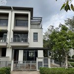 Sở hữu ngay nhà phố cảnh quan (small townhouse), vị trí siêu đẹp giá bán trong tuần 3,75 tỷ