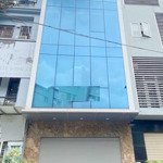 Nhà phố trần cung - giao hoàng quốc việt. dt 70m2, 5 tầng thang máy, thông sàn. ốp kính. ô tô tránh