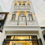 Chính chủ cần bán căn nhà đ.tôn đản, p4, q4, 77m2, 2tỷ450, thuê 30tr/th , sổ hồng riêng