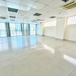 *** cho thuê văn phòng quận 1 - 67m2 - 90m2 view kính, ngăn sẵn nhiều phòng