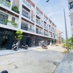 Mở bán kdc an lộc cách gò vấp 300m ngay cầu an lộc chỉ còn 4 căn giá chỉ hơn 6 tầngcó garage ô tô, 4pn