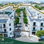 Bán gấp căn nhà phố dĩ an trong khu compound khép kín, sổ hồng sẵn công chứng ngay 0949067895