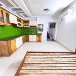 Trọ trệt studio rộng rãi / duplex tách bếp nắng trời