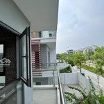 Cần Bán Liền Kề Lô Góc Ba Mặt Thoáng Khu Tasco Xuân Phương. 0971797288