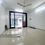 Bán nhà đẹp 6 tầng ở ngay âu cơ 52m2 7 phòng ngủ chỉ nhỉnh 7 tỷ