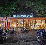 Cho thuê mặt bằngmặt tiềnnúi thành ngang 18m - phù hợp làm showroom, nhà hàng ăn uống. liên hệ: 0905 982 668