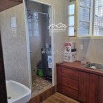 Cho thuê chung cư đỗ văn sửu p10 q5, lầu 3, thang bộ, diện tích 70m2, 3 phòng ngủ, 1 toilet, bếp