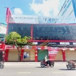 Siêu phẩm có một không hai mt ngang 20m duy nhất tại cách mạng tháng 8