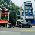 Cô chủ cần cho thuê gấp nhà 229 231 an dương vương q5, ngang 11m, dtsd: 800m, nhà, mới, đẹp, 200tr