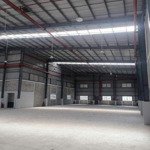 Cho thuê xưởng dt 1600m2 giá 120tr an phú bình dương