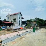 Bán đất tặng nhà 2 tầngdiện tích234,9 m2 giá bán 3,5 tỷ tặng kèm bộ thiết kế cải tạo thành biệt thự sân vườn