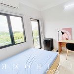 Cho thuê phòng studio ban công view đẹp đối diện rmit full nội thất