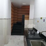 Chính chủ cho thuê phòng trọ tại bạch đằng, bình thạnh. diện tích 48m2. lh anh phong 0947000907