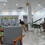 Biệt thự 160m2 khu đô thị xa la hà đông 4 tầng mặt tiền 8m,gần viện 103,kinh doanh.