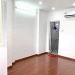 Chính chủ bán nhà đ.trần văn khê p.17 q.bình thạnh giá 4 tỷ 950 ( 40m2 )