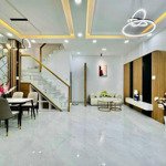 Kẹt vốn bán gấp nhà ngô đức kế, bình thạnh. 50m2 giá chỉ 3 tỷ 350. sổ sẵn. hđ cho thuê 17 triệuiệu