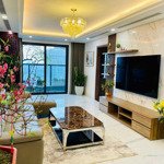 Gđ e bán căn 100m2 3n 2 vệ sinhđồ cơ bản tầng trung view tố hữu ở roman plaza giá 5 tỉ liên hệ: 0961899963