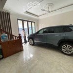 Hiếm oto vào nhà, 1 nhà ra phố, kinh doanh, trước nhà 2 oto tải tránh, gần trường học