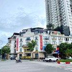 Hoa hậu mặt phố hồng tiến, 7 tầng thang máy, bể bơi- full nội thất, mt đẹp 7m - dt 75m2