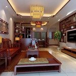 Bán nhà riênghẽm xe hơi371 hai bà trưng - quận 3. ngang lớn (5 x 21m)106m2 - 4 tầng +st + 7 phòng lớn.