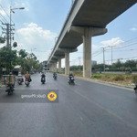 ( 150 triệu/m2) vị trí vàng mặt tiền đường song hành xa lộ hà nội đối diện nhà ga metro.diện tích10*23=230m2