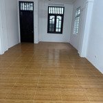 Cần bán nhà phố cát linh, 60m2, 4 tầng, ngõ nông, chưa tới 30m ra mặt phố