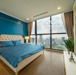 Cho thuê căn hộ 57 láng hạ, 200m2, 4 ngủ, full đồ chỉ 23 tr/th, liên hệ: 0911400844