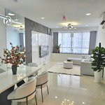 Cần bán gấp căn hộ sunrise city south, 4pn, đang cho thuê 30tr/th lh 0902630177