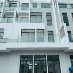 Sập hầm shophouse mặt tiền nguyễn sinh sắc sổ đỏ cá nhân