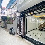 Nhà đẹp ngã 5 hà trì ngõ rộng cách phố 3 bước chân 1 căn xây độc lập ,khu vực ít nhà bán.