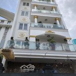 *bán hotel 7 tầng (18 phòng), mặt tiền 3 tháng 2 ,dòng tiền 50 triệu/tháng, dt 90m2, 18tỷ tl