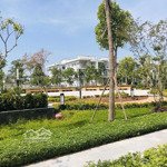 Bán gấp biệt thự ciputra k7 330m2 hoàn thiện ở ngay view sân gofd