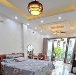 Toà căn hộ lô góc 3 thoáng 72m2 x 7t thang máy nguyễn văn huyên, dt 85 triệu, ngõ 3m ôtô