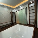 Cho thuê studio 35m2 vskk đủ đồ