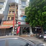 Cực gấp, bán nhà mặt phố miếu đầm, đối diện marriot, vỉa hè, kinh doanh 51m nhỉnh 19 tỷ