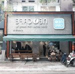 Cho thuê nhà mp phạm huy thông - view hồ ngọc khánh 170m x mt 9m, phù hợp: nhà hàng, cafe, ....