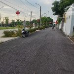 Bán 60,5m2 thôn đường nhạn, xuân nộn. đường 6m view sân bóng hàng xóm quang hải. bên cạnh công viên