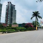 Hiếm! bán đất văn giang sát ecopark. trục chính, có vỉa hè, kinh doanh được, chỉ hơn 4 tỷ