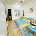 Phòng có balcony full nội thất ngay lanmark 81