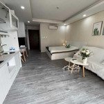 Cho thuê studio đẹp chỉ 12. 5 triệu/th chung cư cao cấp vinhomes d''capitale trần duy hưng 0354755558