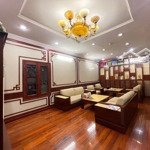 Bán nhà phố huế phố vip - 8 tầng thang máy- nội thất sang trọng , kinh doanh siêu đỉnh 1.8 tỷ /năm