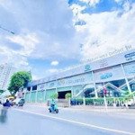 Mặt tiền phổ quang quận tân bình 70m ngang - diện tích 1750m2 - 2 tầng - giá 350 triệu/tháng