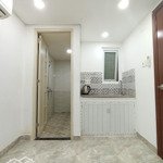 Căn Hộ Dịch Vụ 18M2, Nguyễn Cửu Vân, Giá: 4,5 Triệu/Th