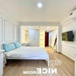 Căn hộ dịch vụ ban công 40m2 full nội thất mới 100% gần cầu thị nghè, đại học uef từ 8.000.000/th