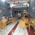 Bán nhà tttp nha trang, mặt tiền đường hồng bàng,kinh doanh sầm uất. lh yến: 0905050075