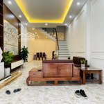 Cần cho thuê nhà lý nam đế hoàn kiếm 50m x4 tầng ngõ thoáng làm vp giá 17tr