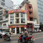 Góc 2 mặt tiền, cạnh saigon centre số 111 nam kỳ khởi nghĩa, quận 1!!!