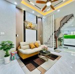 Bán nhàhẽm xe hơi440/13/10 thống nhất. p16.gv. nhà 3 lầu . 43m. giá bán 5,680 tỷ