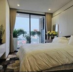 Chính chủ cần bán gấp căn góc 3 pn, 3 vệ sinh, tầng cao view đẹp, nguyên bản từ cđt