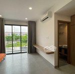 Cho thuê căn liền kề view công viên 3pn 4 vệ sinhmới hoàn thiện tại sun casa central